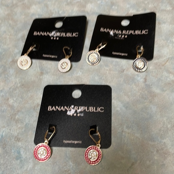 Banana Republic Factor earrings - Picture 1 of 8
